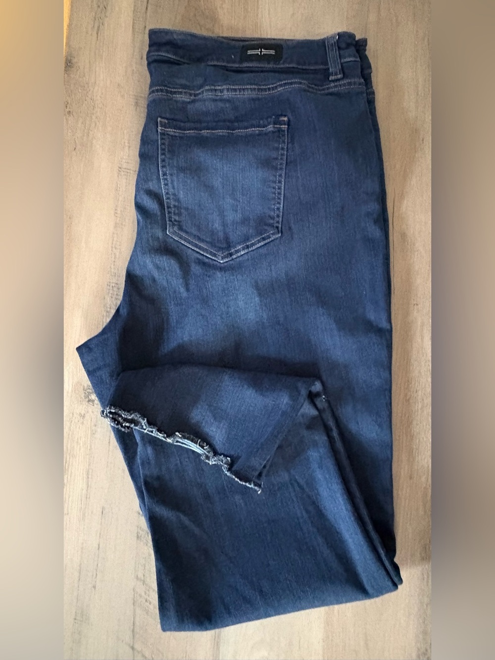 Women’s Liverpool Blue Denim Charlie Crop Jeans
